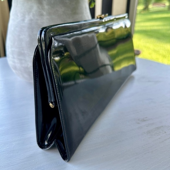 1960’S, AFTER FIVE, CLUTCH BAG OR PURSE WITH HIDDEN INSIDE HANDLE. - Picture 2 of 10